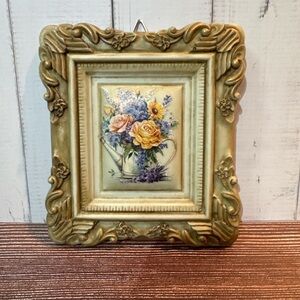 Vintage Floral Gold Frame Wall Decor